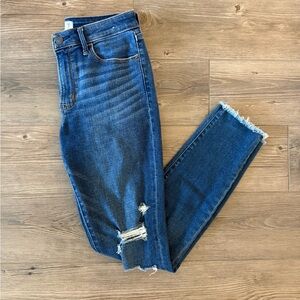 The Super Skinny Mid Rise